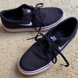 Nike canvas sneakers